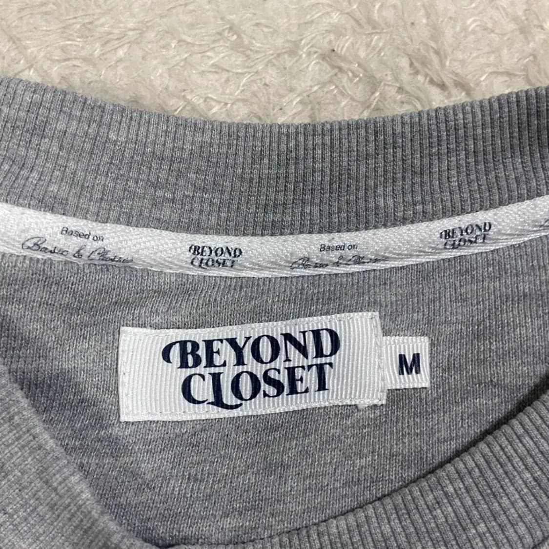 m 비욘드클로젯 맨투맨 상품이미지2