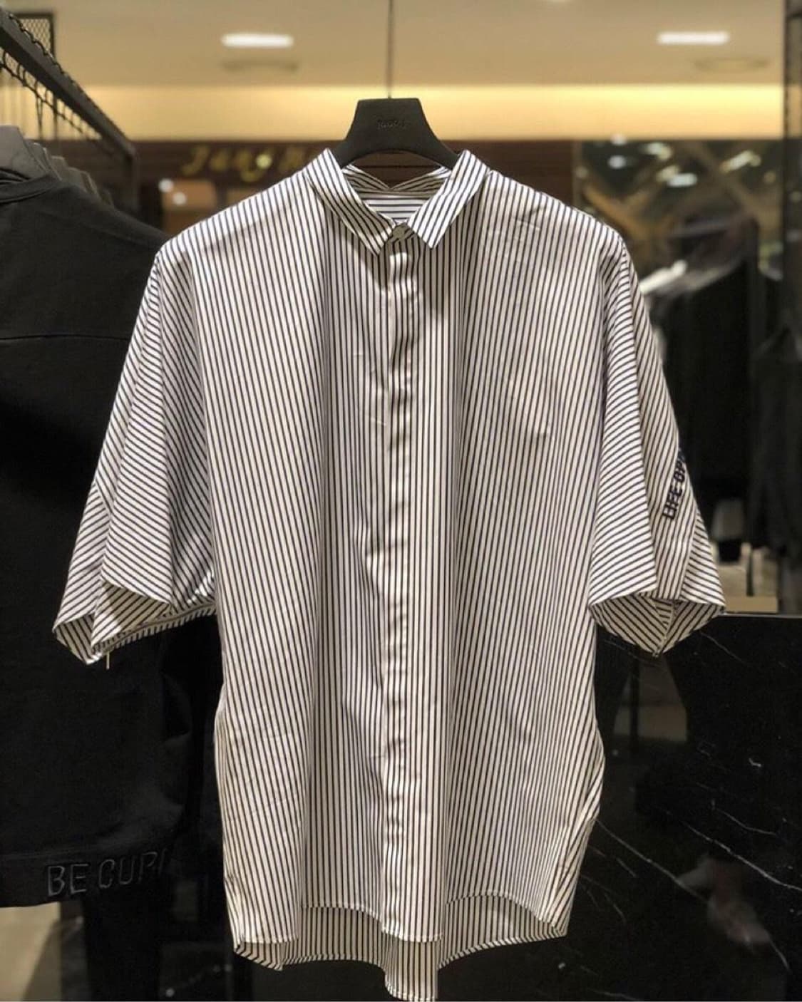 (46사이즈) 준지 juunj / 가오리소매 사이드지퍼 레터링셔츠 상품이미지5