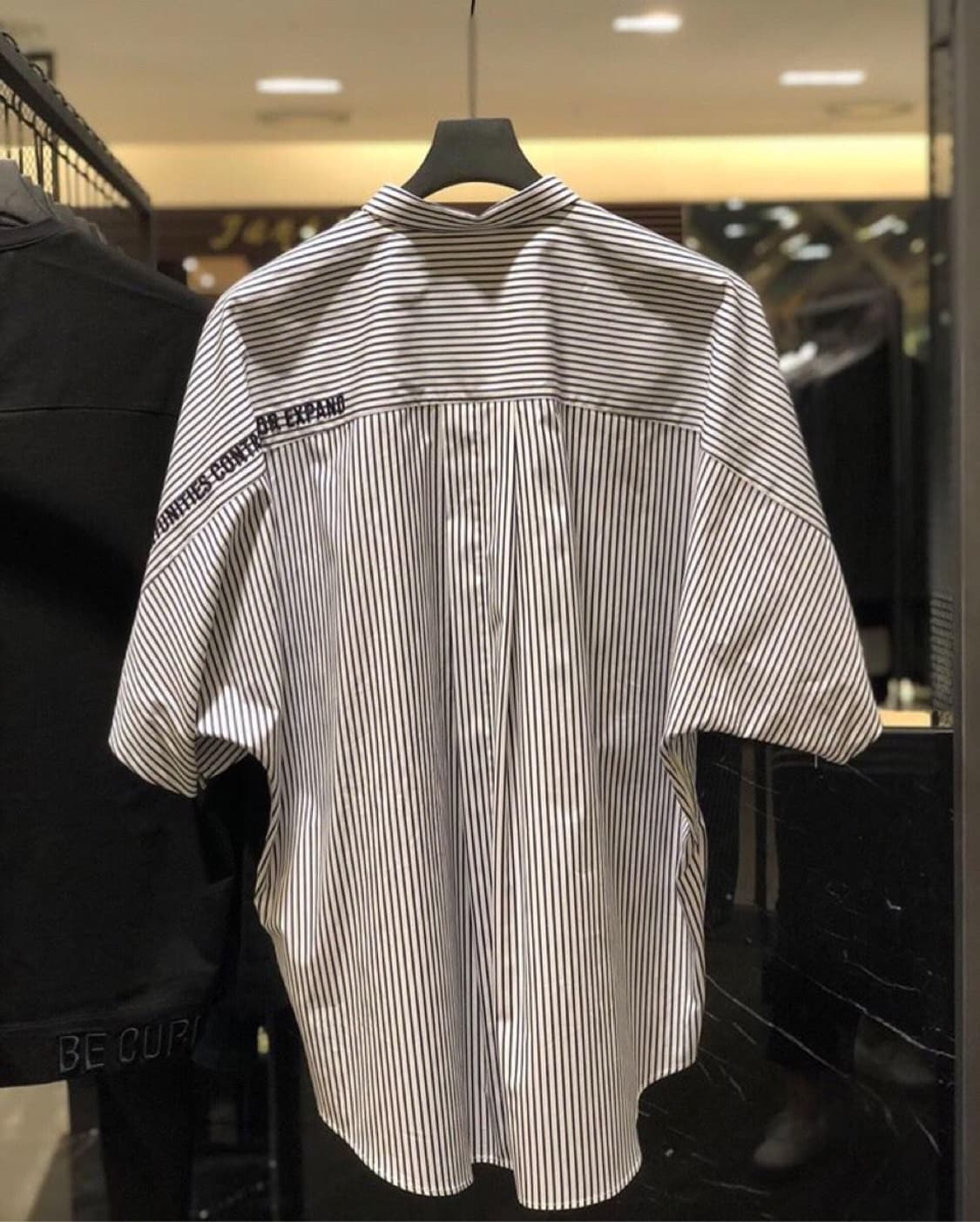 (46사이즈) 준지 juunj / 가오리소매 사이드지퍼 레터링셔츠 상품이미지6