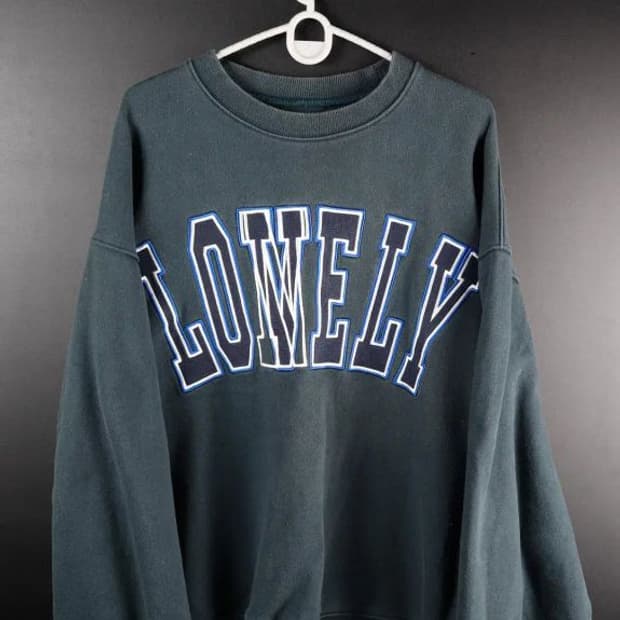 [L] 노앙 론리 맨투맨